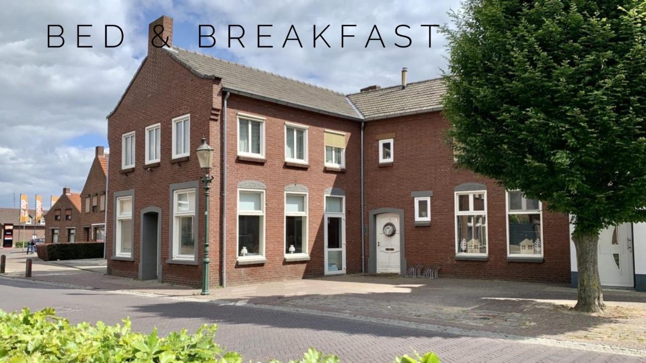 Het Gouden Hert Montfort Exterior foto